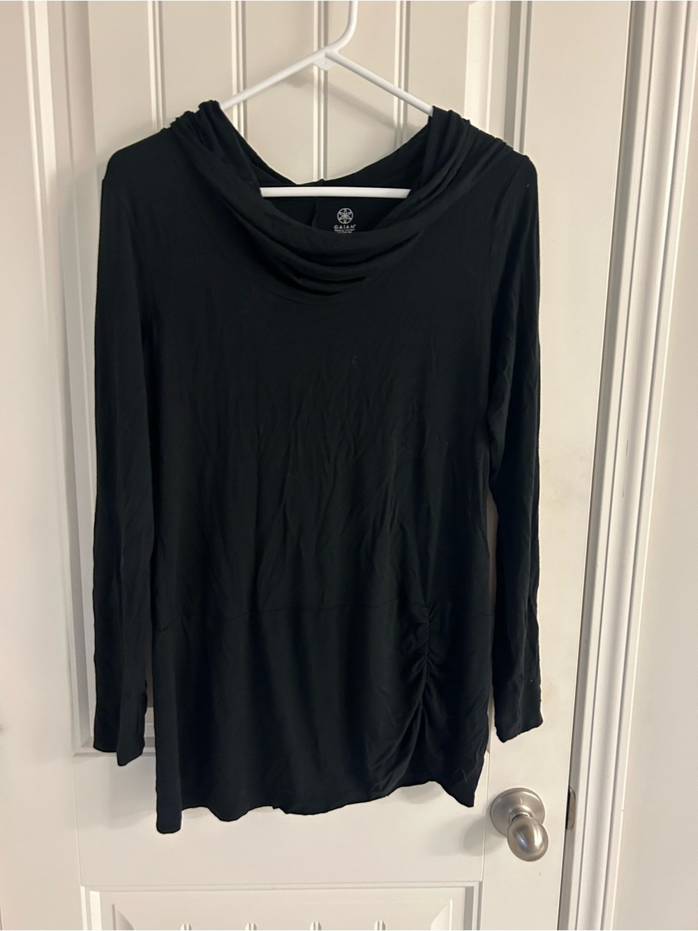 Gaiam Black Hooded Ruched Hem Tunic Top | Long Sleeve Activewear Coverup